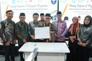 FDIK Helat Visiting Profesor dan Penandatangnan Kerjasama dengan Kolej Dar Al-Hikmah